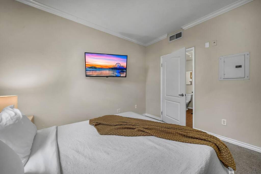 Stylish In Sunny Santa Monica Walk To Beach & Pier Los Angeles Exterior photo